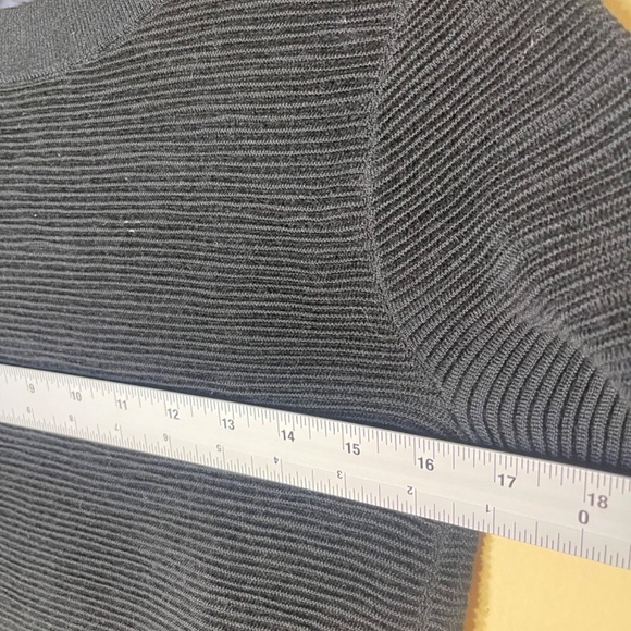 Club Monaco Black Sweater long sleeve Wool - Picture 8 of 8